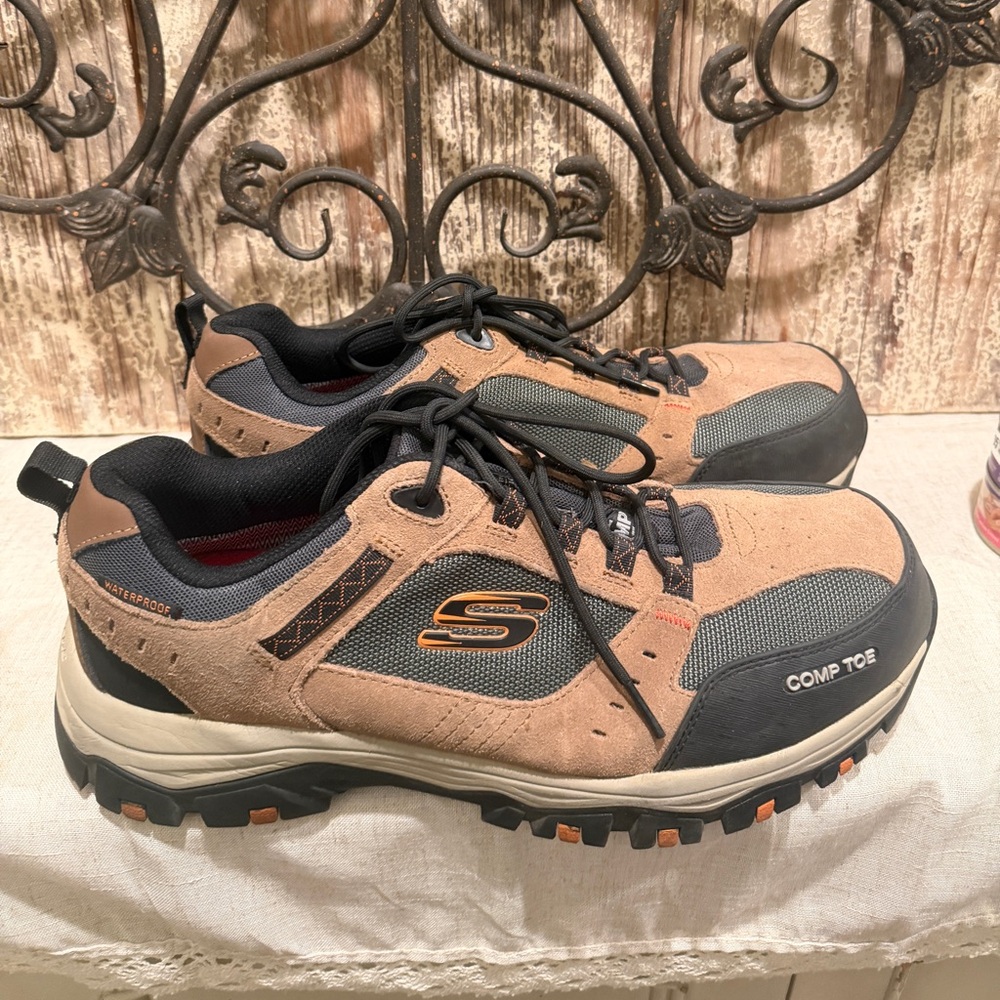 Waterproof work shoes Skechers Men’s waterproof construction safety toe size 13